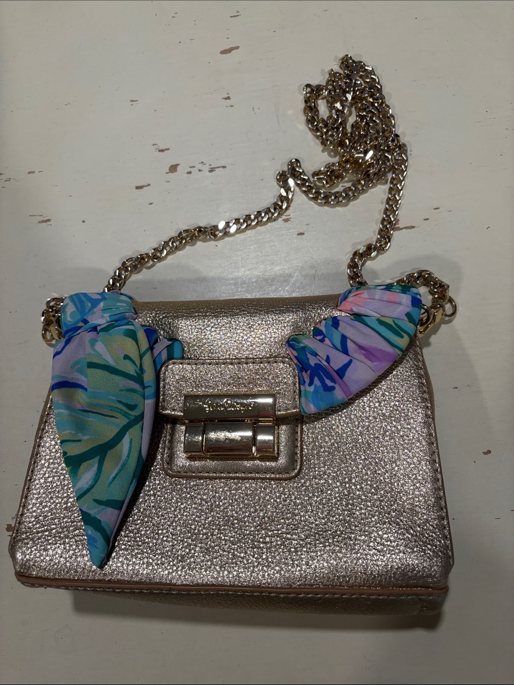 Lilly Pulitzer Weston Gold Leather Mermaid Scarf Detail Chain Crossbody Bag EUC